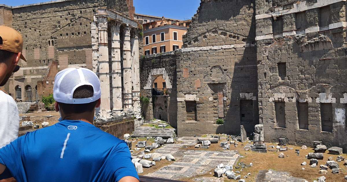 Tour Imperial Forum & Trajan's Market w/Forum Pass & Local Guide ...